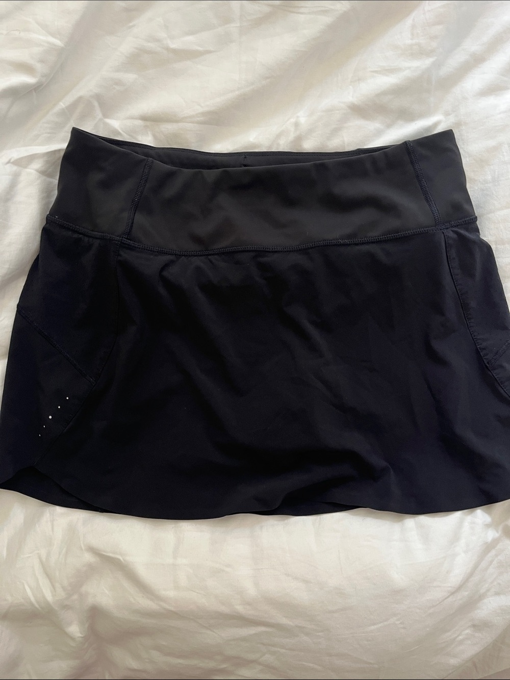 Athleta Run With It Black 14" Run Skort Jupe Short